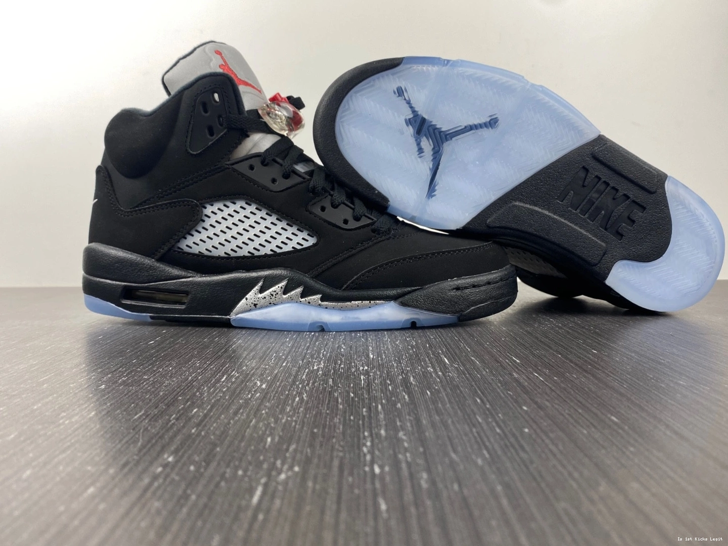 Jordan Retro - Black Metallic 845035-003 (2016) 5 0131